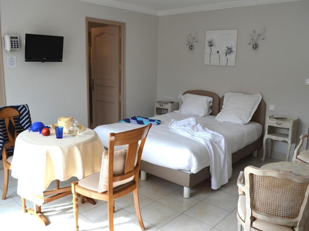 Locations De Vacances Le Clos Rhea Saint-Martin-de-Ré Værelse billede